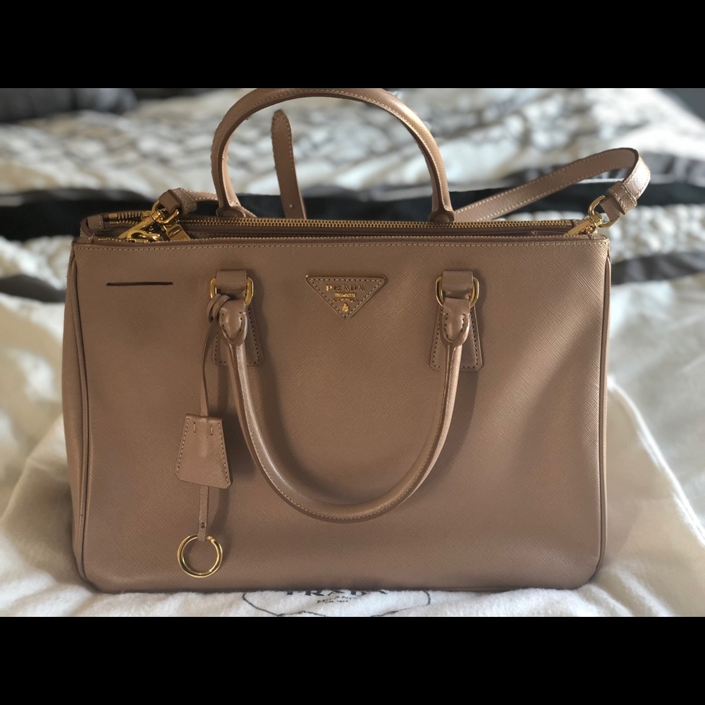 Prada Cammeo Saffiano Medium Tote Bag